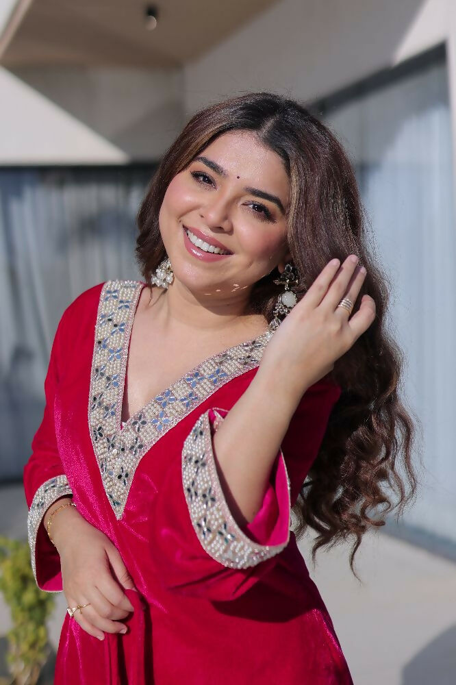 Joban Fashion Pink Kurta Set Velvet Sequins , Zari, Coding & Thread Embroidered work - Distacart