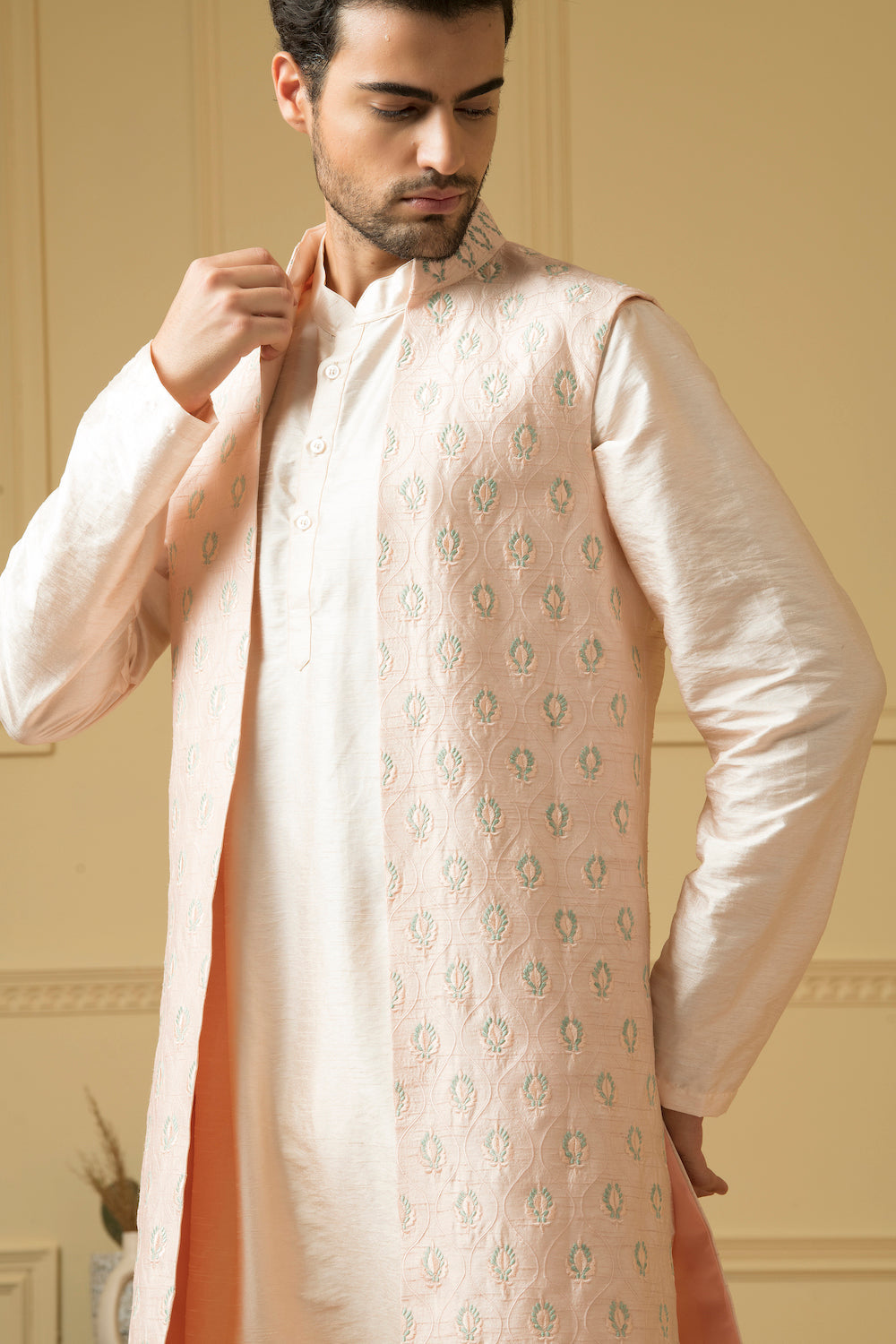 Mayaflor Designer Men's Indo Western by Hilo Design