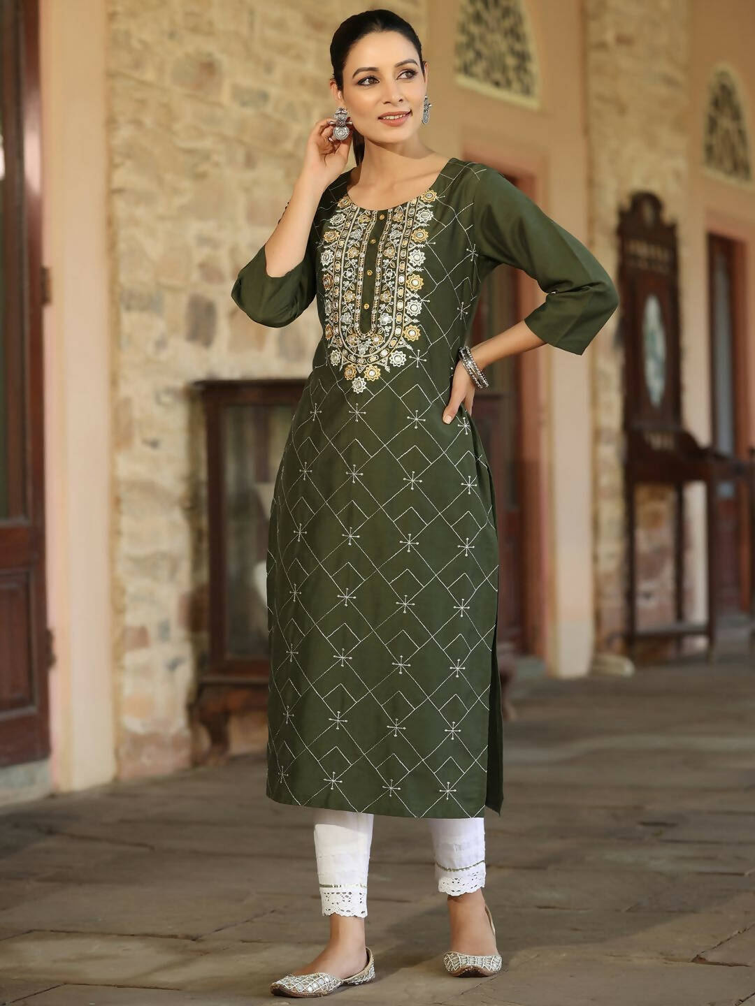 Juniper Women's Green Chinnon Printed Kurta - Distacart