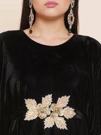 Women Republic Black Velvet Kaftaan Style Kurta With Pants - Distacart