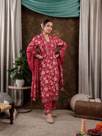 Yufta Hot Pink Floral Print Pure Cotton Beads Straight Kurta Dupatta Set With Lace Detailing
