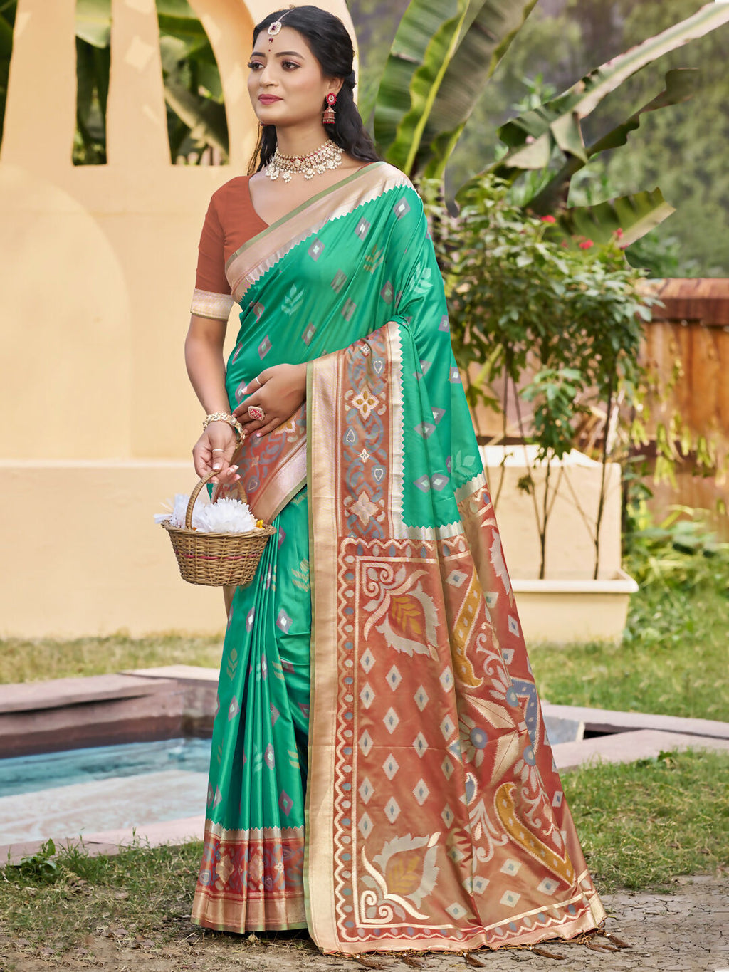 Shree Shyam Fashion Rama Green Pochampally Silk Saree - Distacart