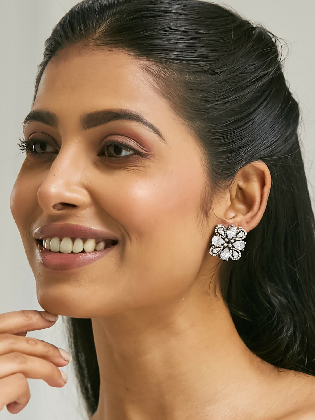 Nuyug 22K Gold-Plated Crystal & Zircon Stone Studded Floral Studs - Distacart