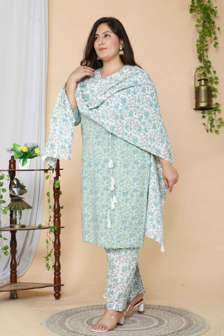 Miravan Women's Plus Size Floral Printed Straight Kurta And Palazzo With Dupatta Set