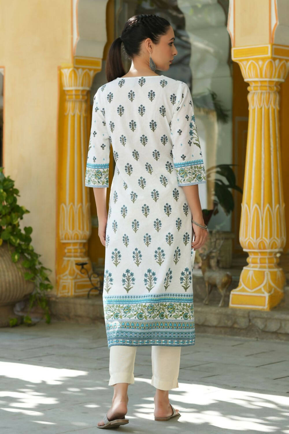 Juniper Women's Blue Printed Straight Kurta - Distacart