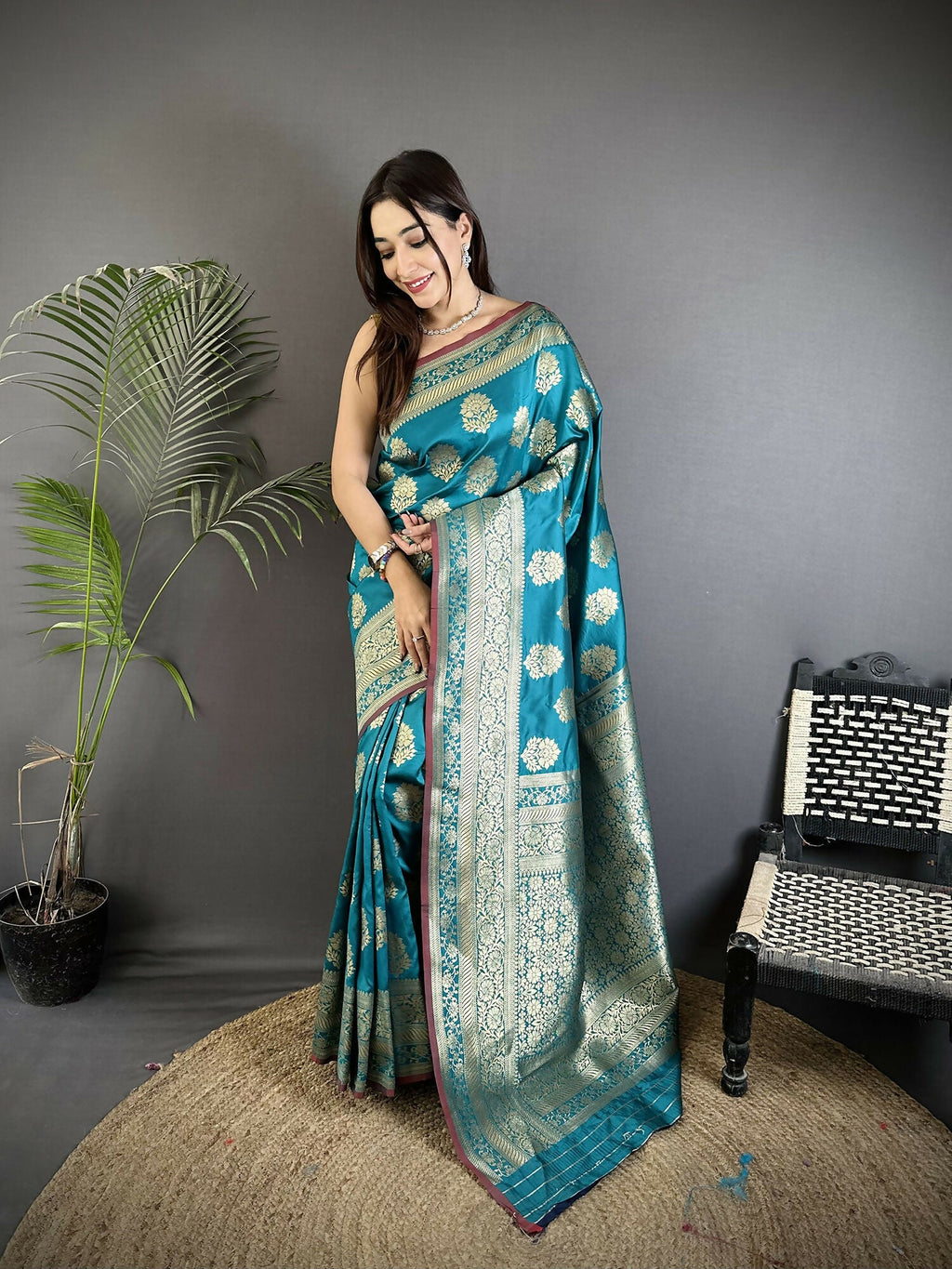 Joban Fashion Teal Ethnic Floral Motifs Soft Lichi Silk Banarasi Saree - Distacart