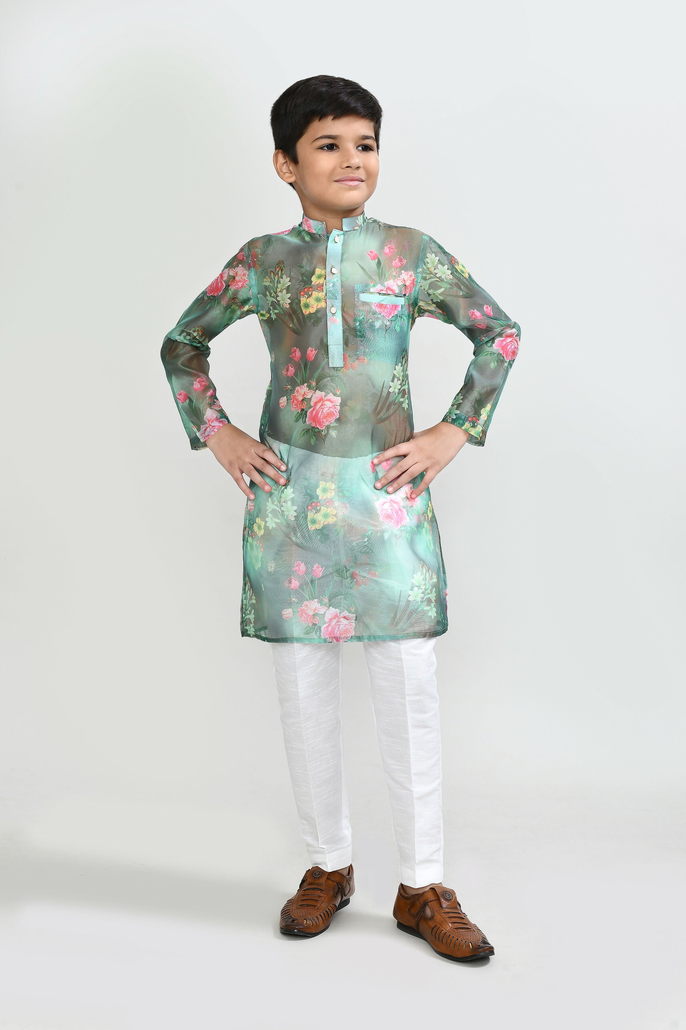 Joban Fashion GrorgetteGreenKurta With Straight Fit Pant