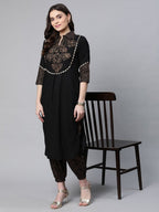 Ahalyaa Women Black Colour Pure Cotton Printed Kurta Pant Set - Distacart