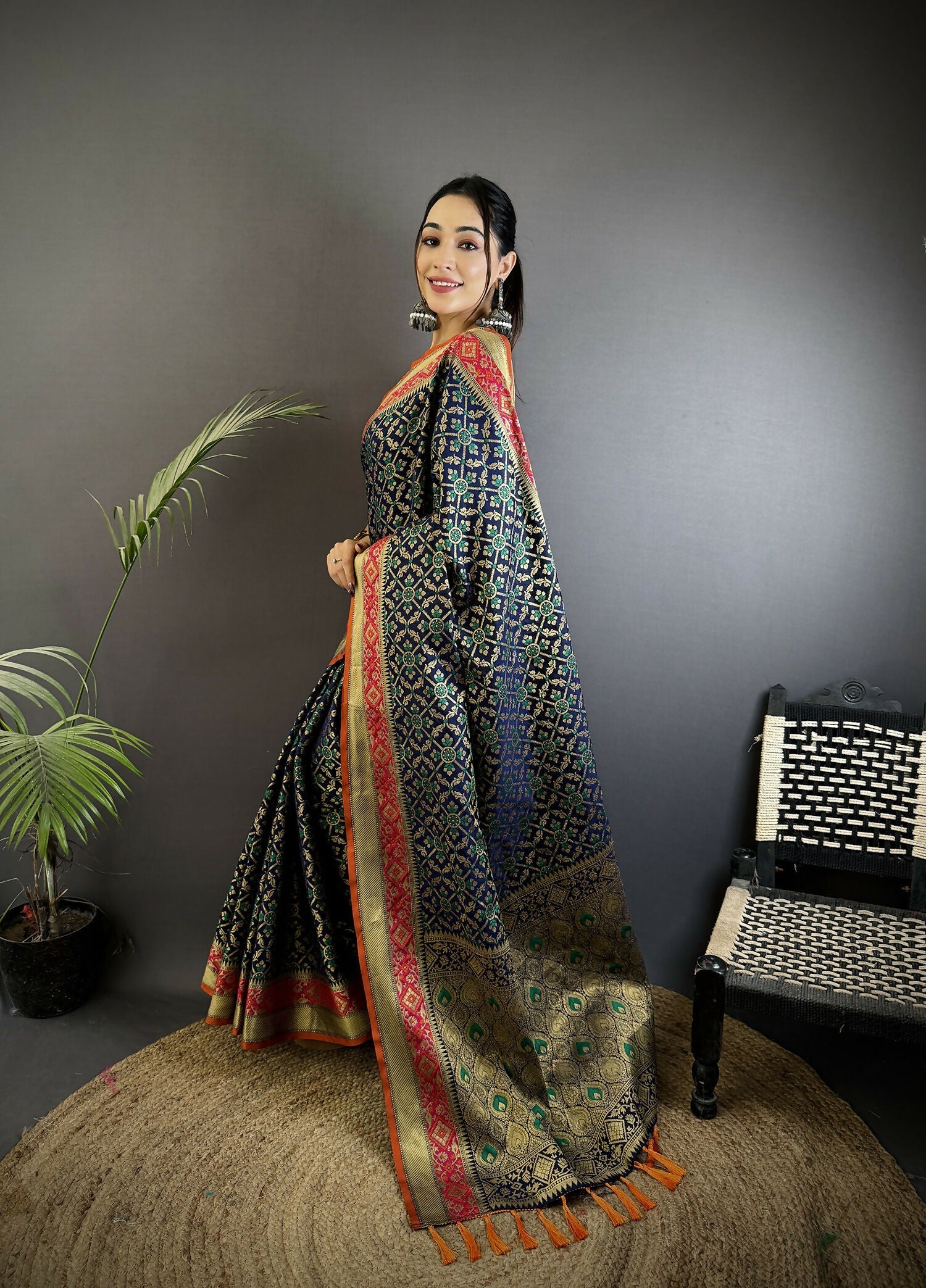 Joban Fashion Navy Blue Patola Soft Silk Patola Saree - Distacart
