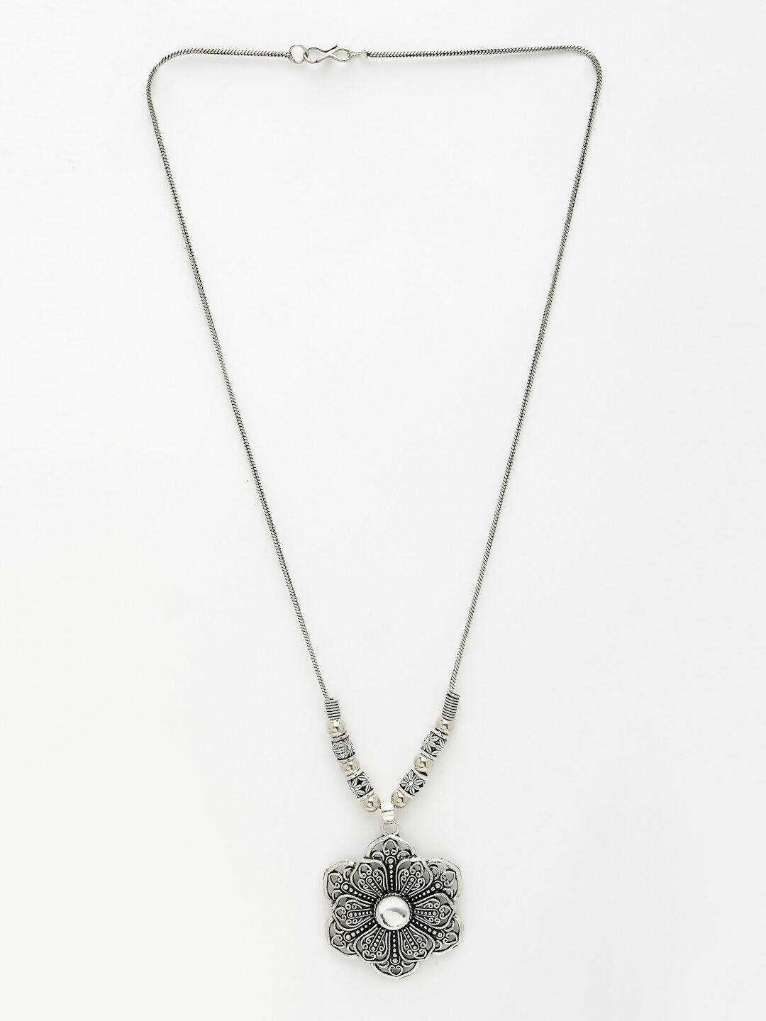 NVR Women's Silver-Toned Floral Shape Pendant with Chain