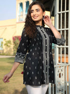 Juniper Women's Black Cambric Floral Printed Tunic - Distacart