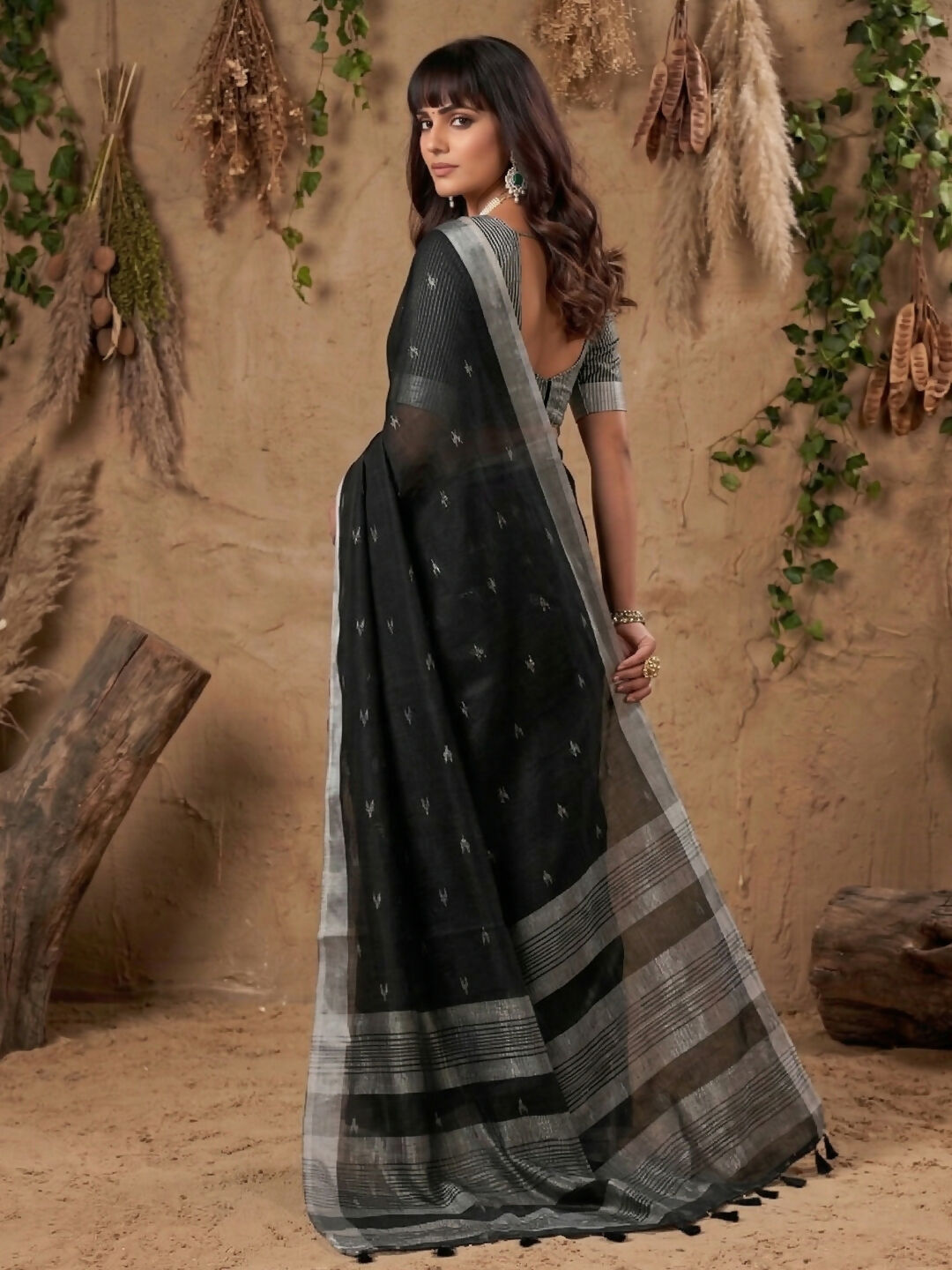 Shree Shyam Fashion Black Linen Cotton Saree - Distacart