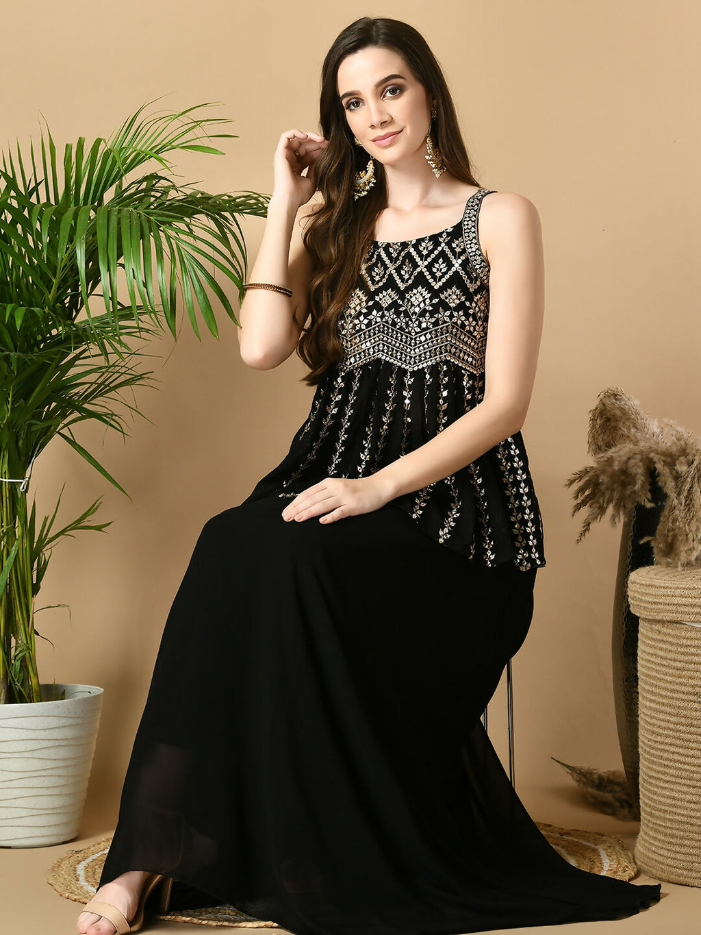 Myshka Women's Black Georgette Top With Skirt Party Sets