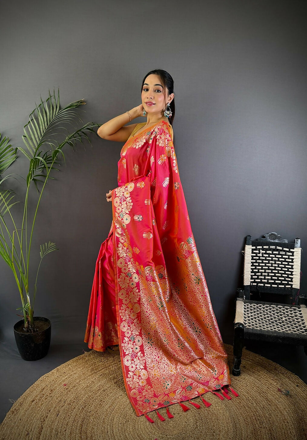 Joban Fashion Meenakari Hot Pink Woven Soft Silk Saree - Distacart