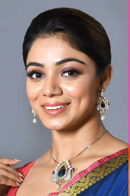 Joban Fashion Women Golden White Multi Pendant Set With Earrings