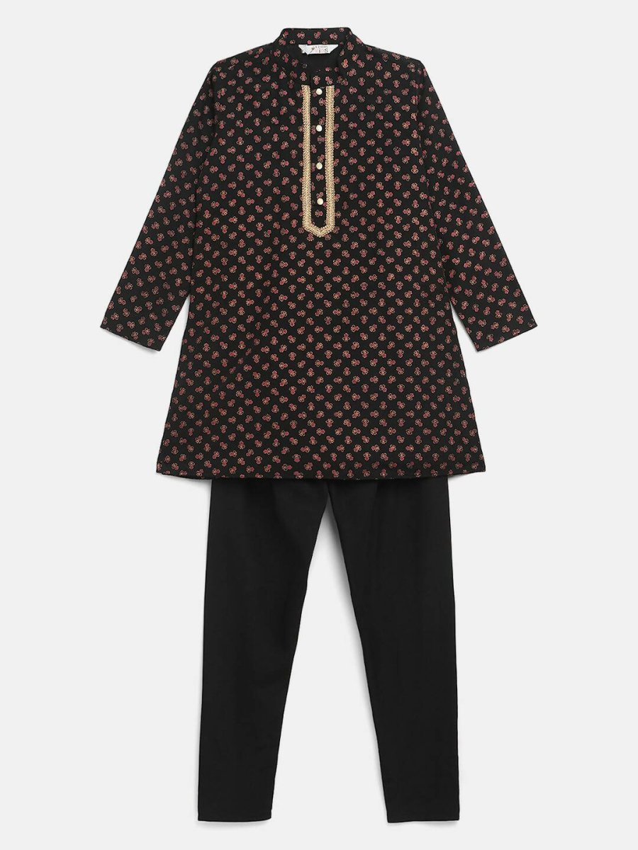 Ahalyaa Black Crepe Gold Pigment Print Kids Kurta Churidar Set For Boys