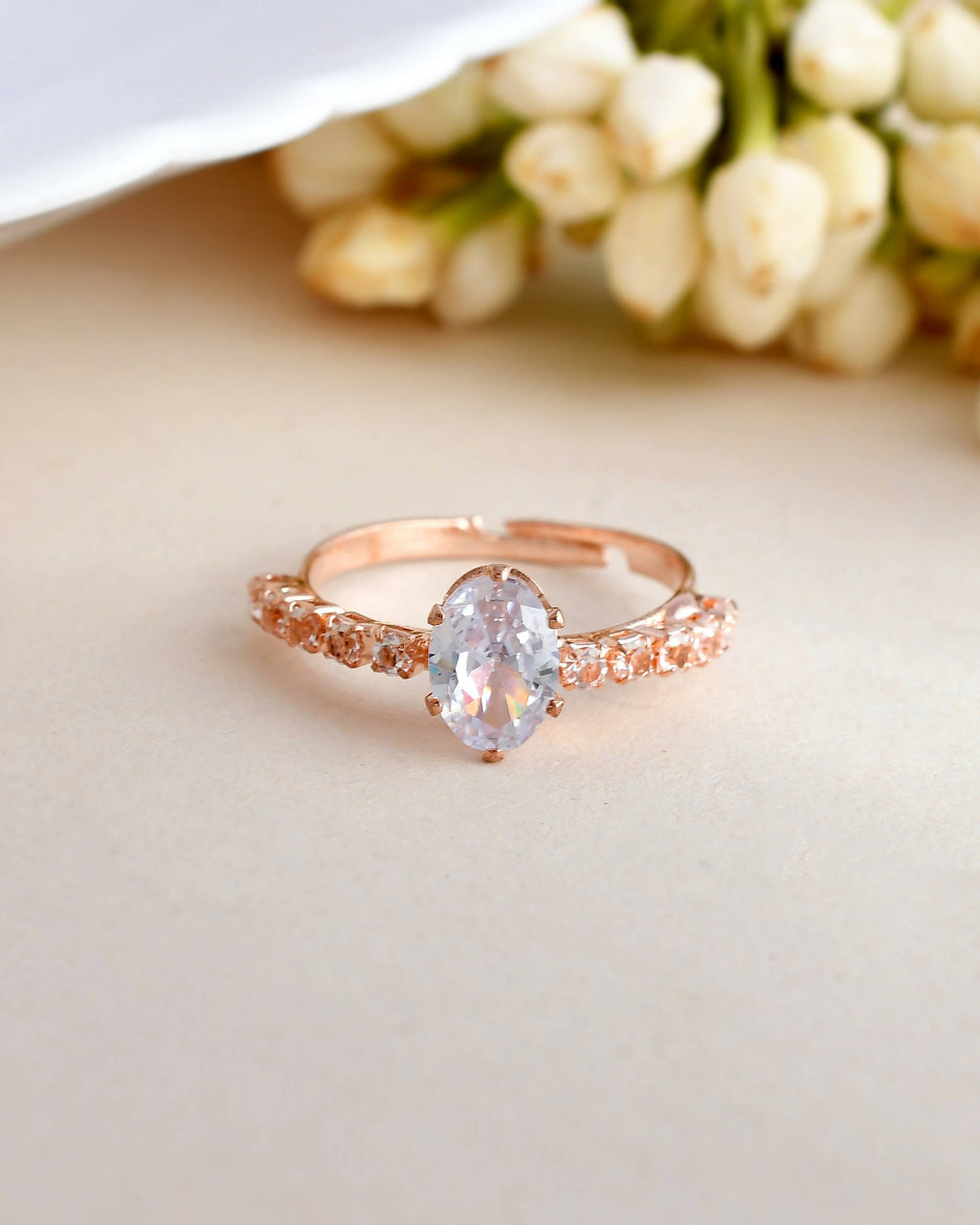 VOJ white CZ-detail Stainless Steel Cubic Zirconia Gold-Polished adjustable finger Ring