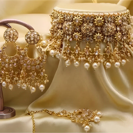 Jewel City Exquisite Kundan Choker Necklace Set