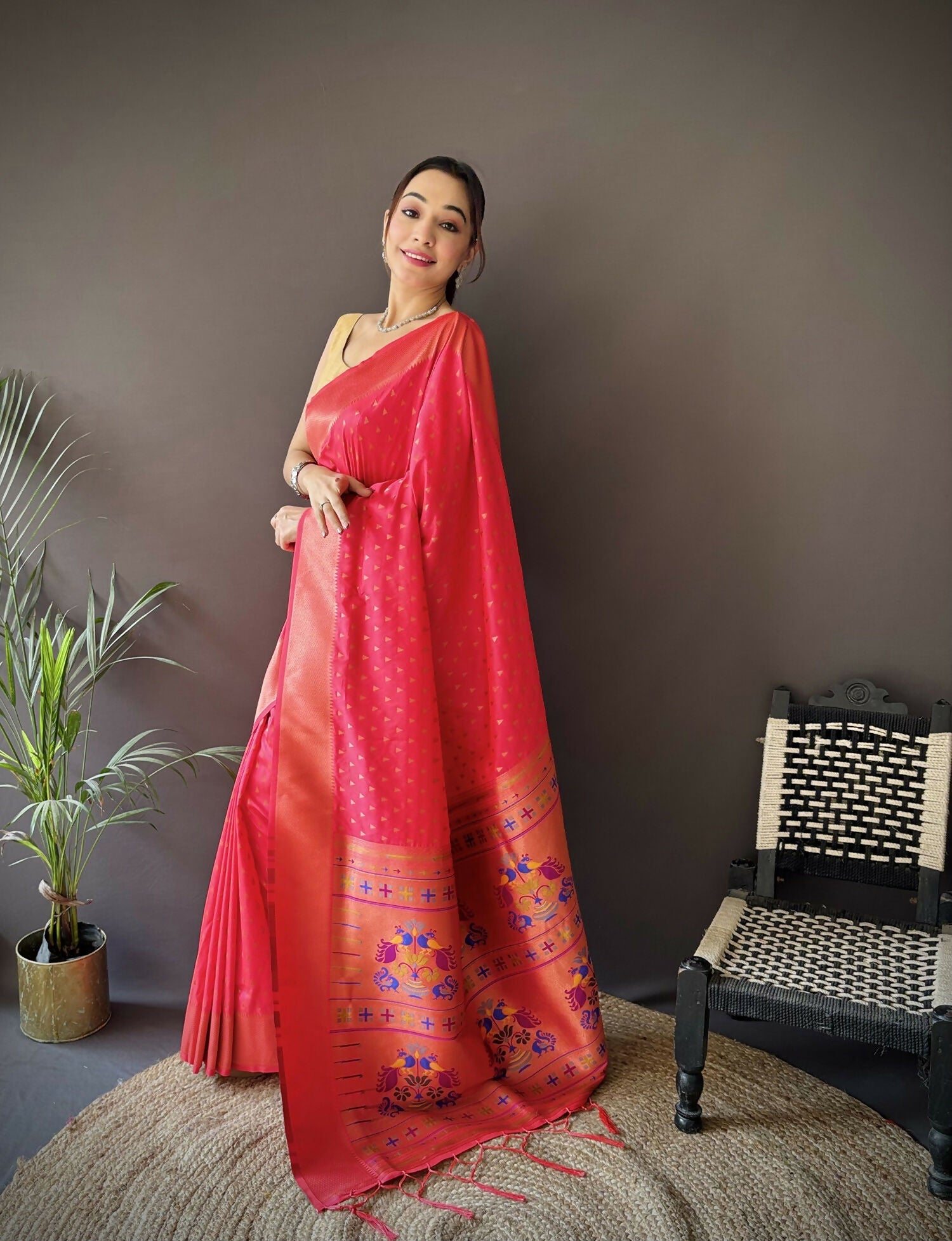 Joban Fashion Hot Pink Jacquard Butti Soft Lichi Silk Paithani Saree - Distacart