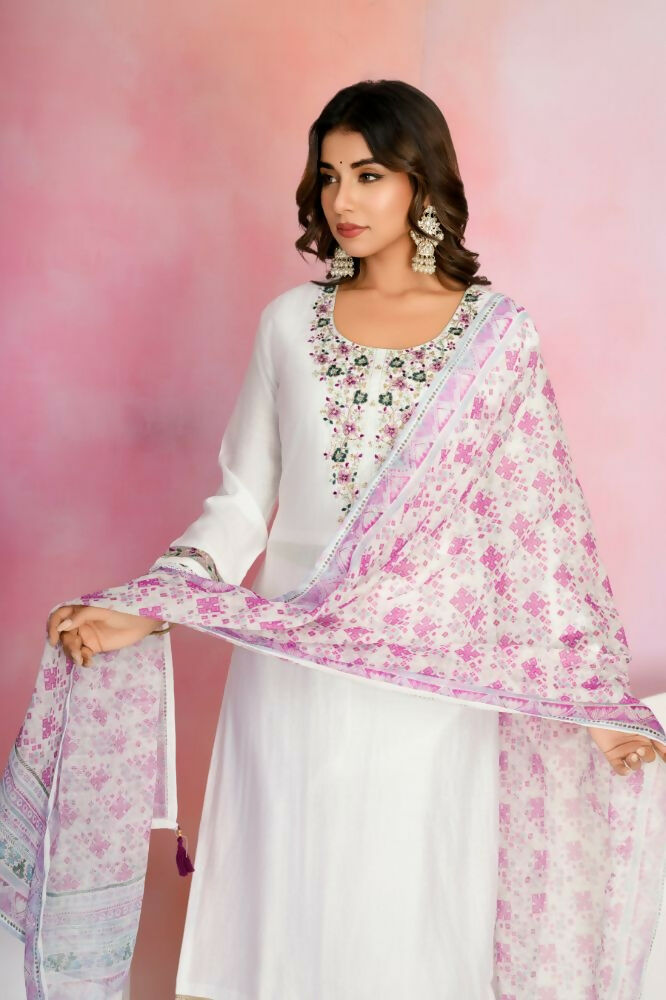 Tanisha1163B (1)