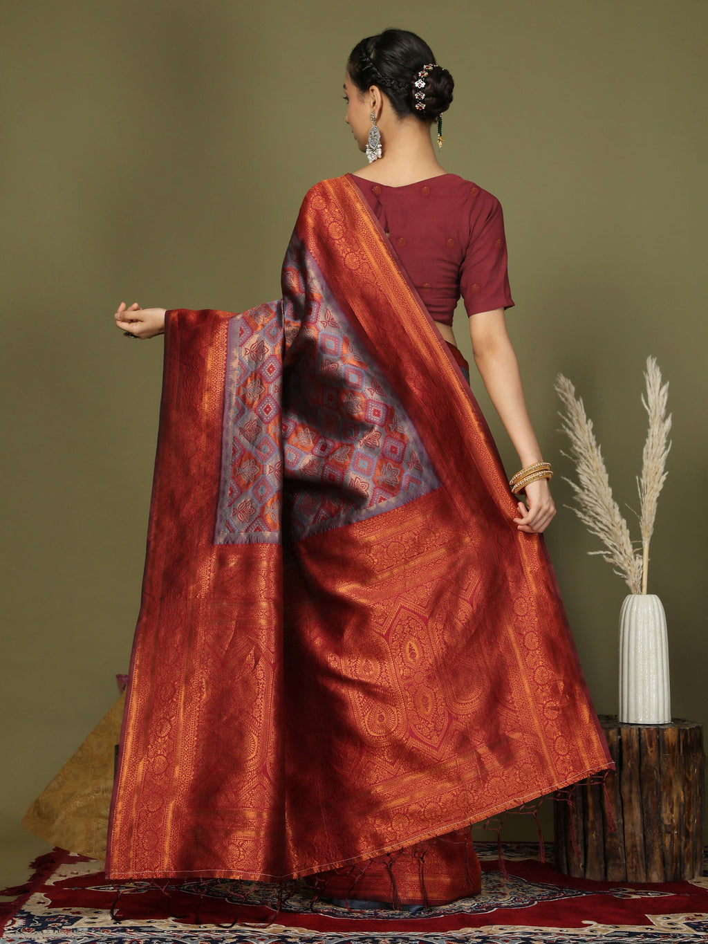 Shree Shyam Fashion Lichi Silk Grey Saree - Distacart