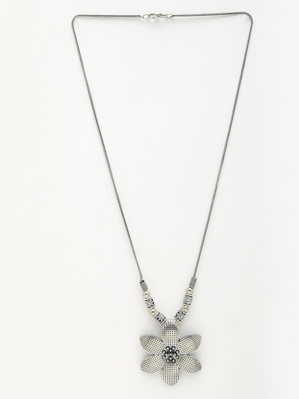 NVR Women's Silver-Toned Floral Shape Pendant with Chain