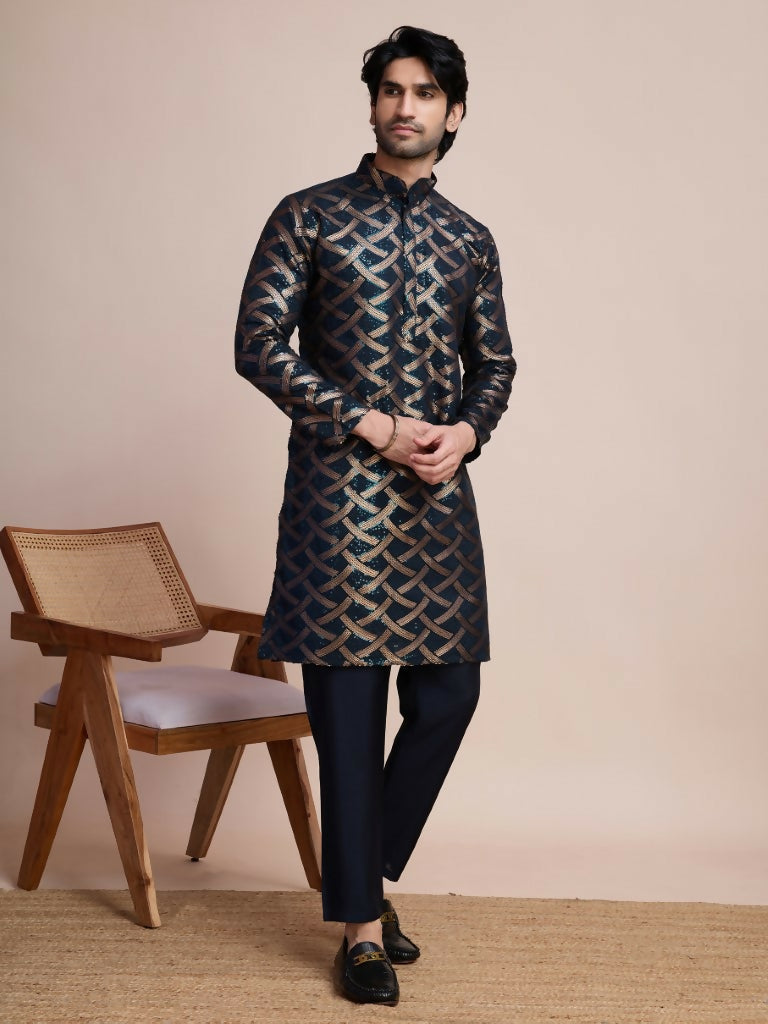 Vastranavya Traditional Festival Wear Pure Silk Thread & Sequence Embroidered Work Kurta
