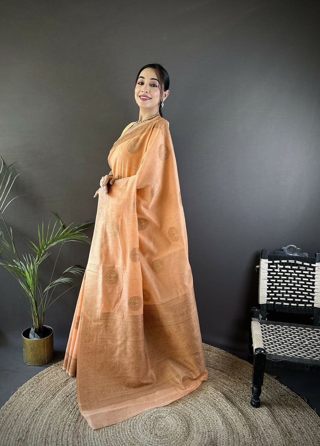 Joban Fashion Orange Floral & Paisley Linen Silk Banarasi Saree - Distacart
