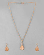 VOJ Gold-Polished Yellow Stone With AD Stone Studded Chain Set
