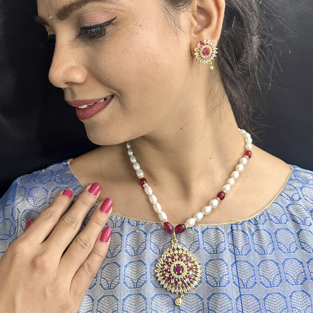 J Pearls Rinay Pearl Necklace Set