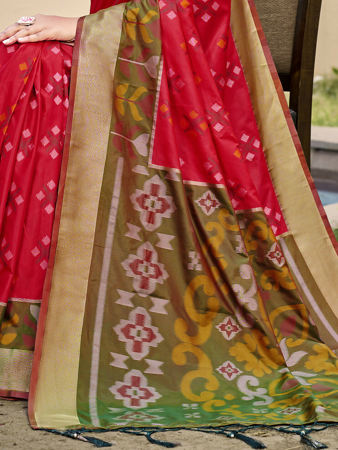 Shree Shyam Fashion Pochampalli Silk Red Saree - Distacart