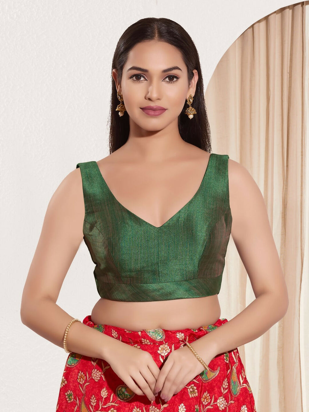 Joban Fashion Dark Green Mulberry Silk Padded Blouse With Round Neck Sleeveless - Distacart