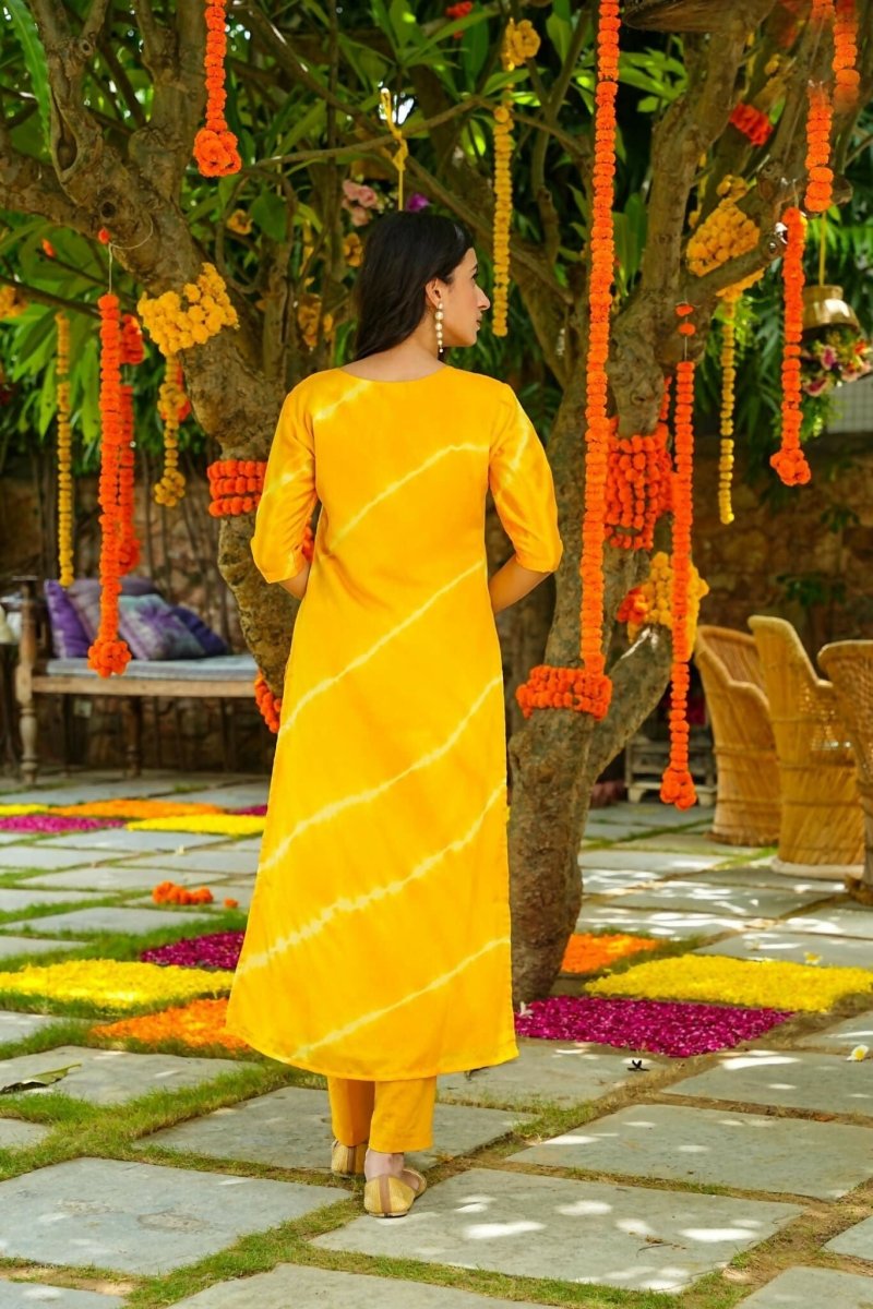 Aayaa Pure Muslin printed Kurti & Pant - Multi Color