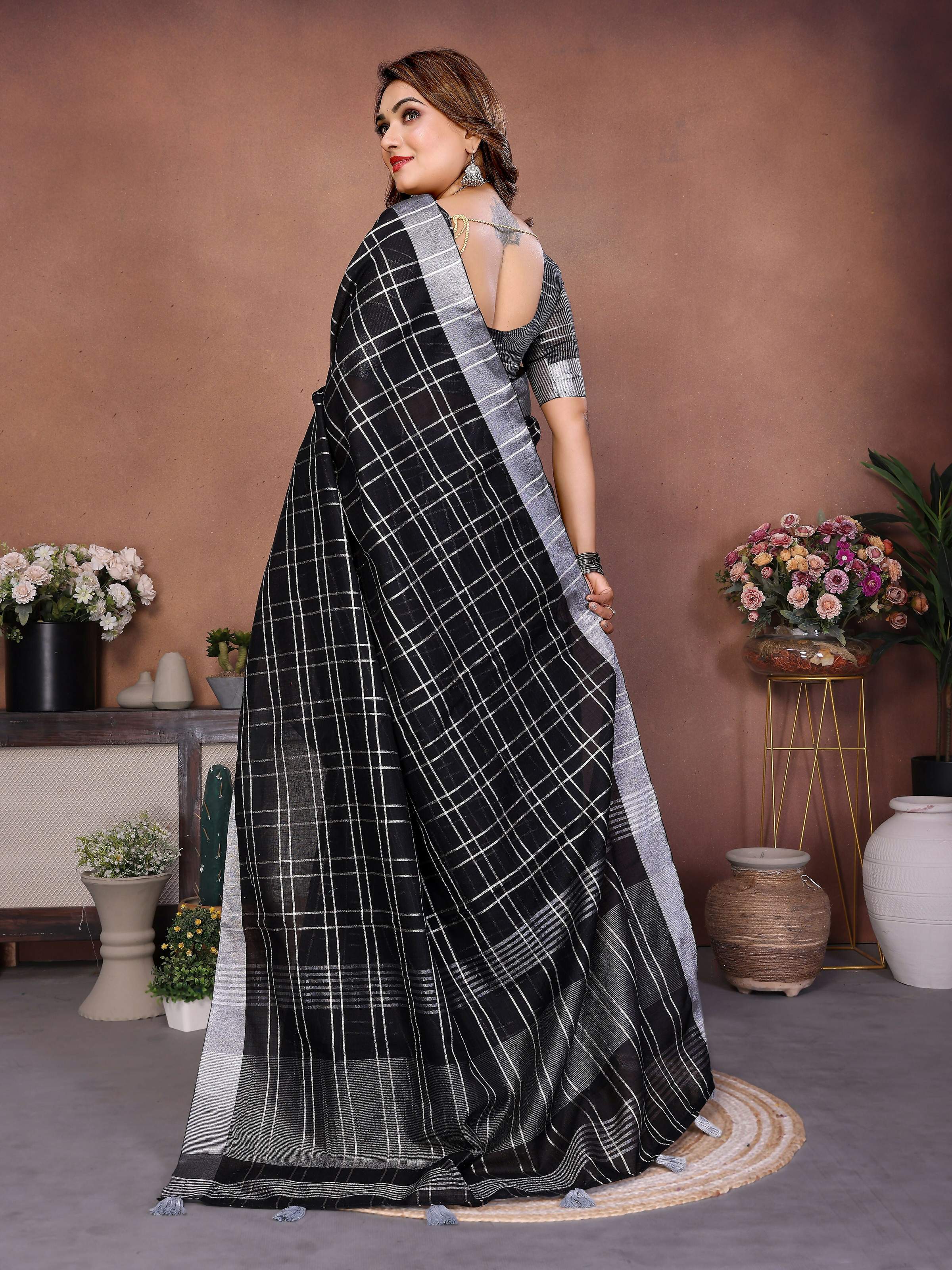 Aastha Fashion Black Linen Weaving Saree - Distacart