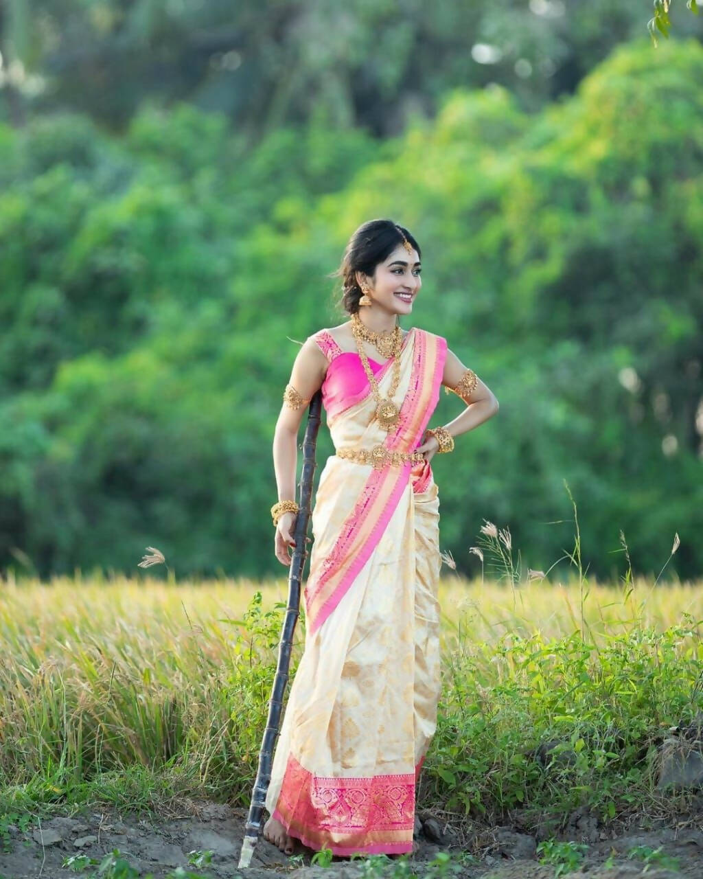 DEIANA'S Beautiful Designer Golden zari Soft Lichi Silk Saree - White