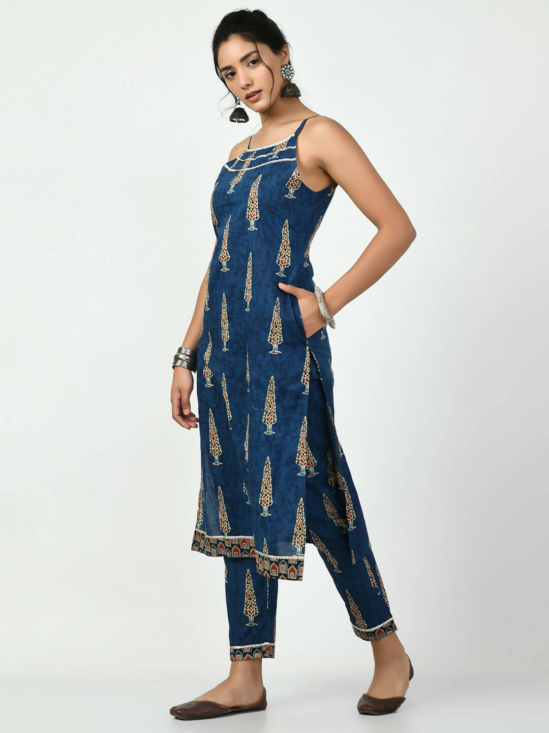 Myshka Women's Blue Printed Kurta With Trouser
