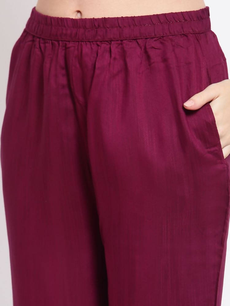 Myshka Women's Burgandy Solid Cotton Half Sleeve V Neck Casual Kurta Pant Dupatta Set