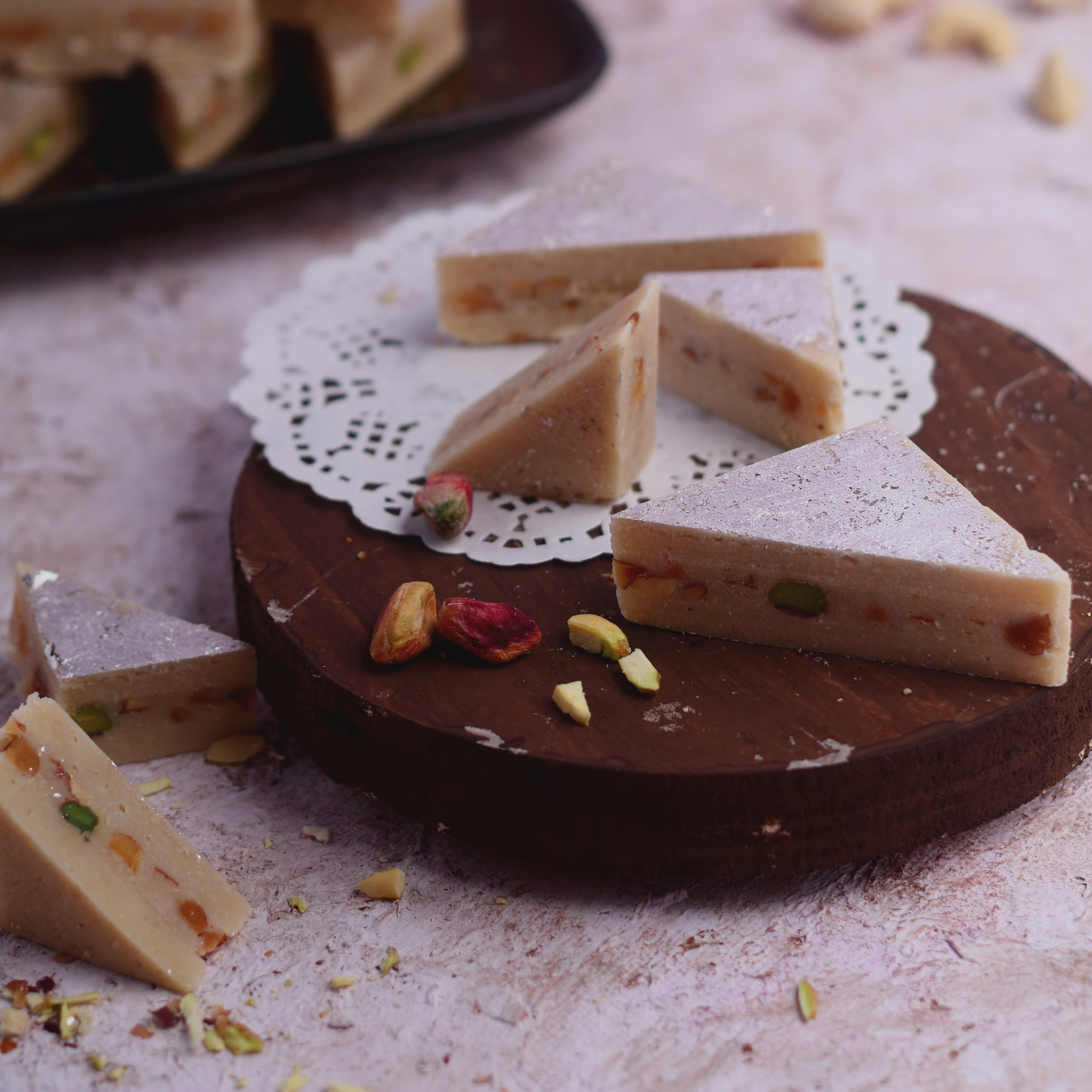 Almond House Kaju Pista Sandwich - Distacart