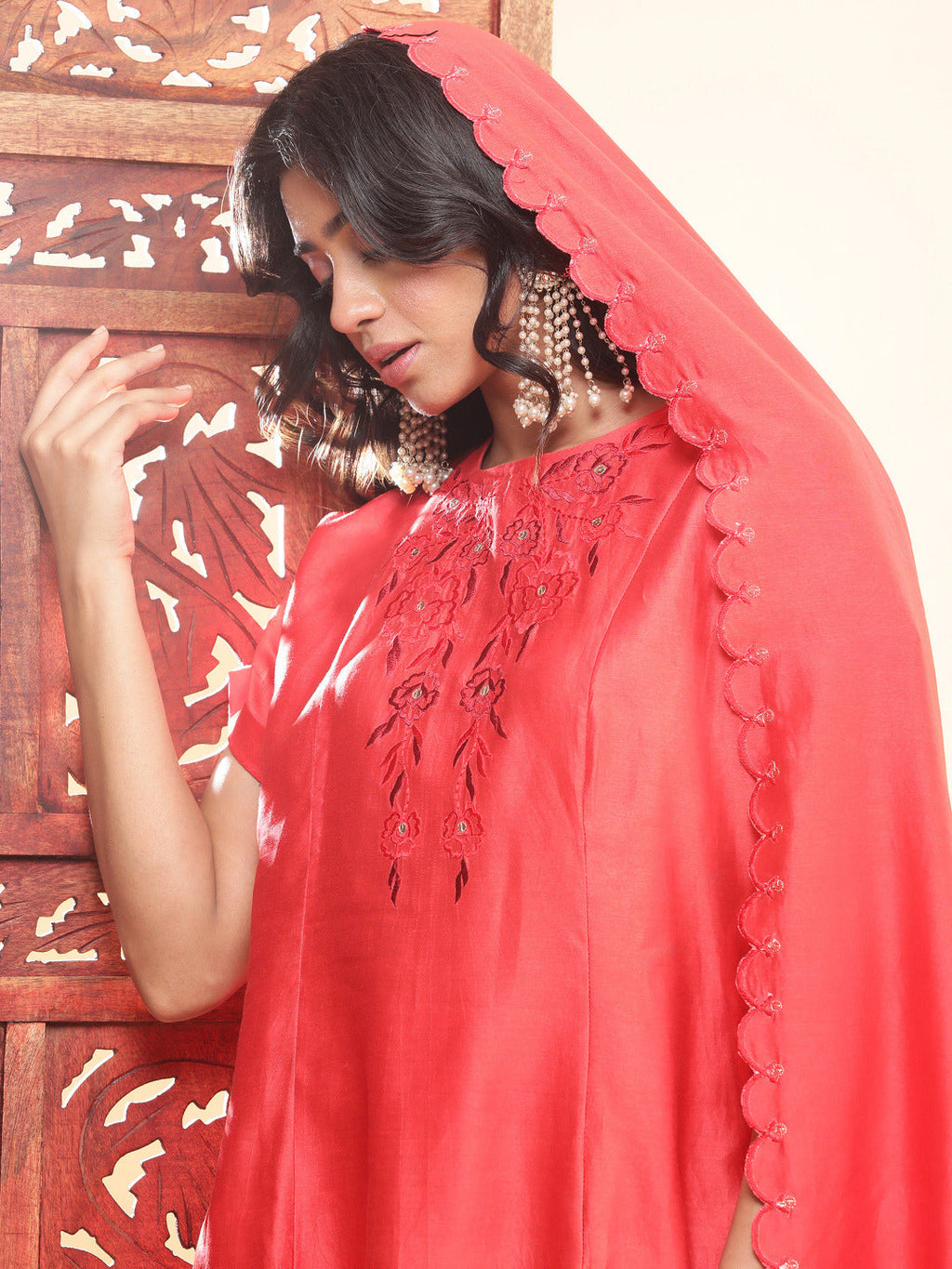 BohoJazz Nazm Embroidered Kimono Sleeves Kurta with Banarasi Pants and Dupatta - Red - Distacart
