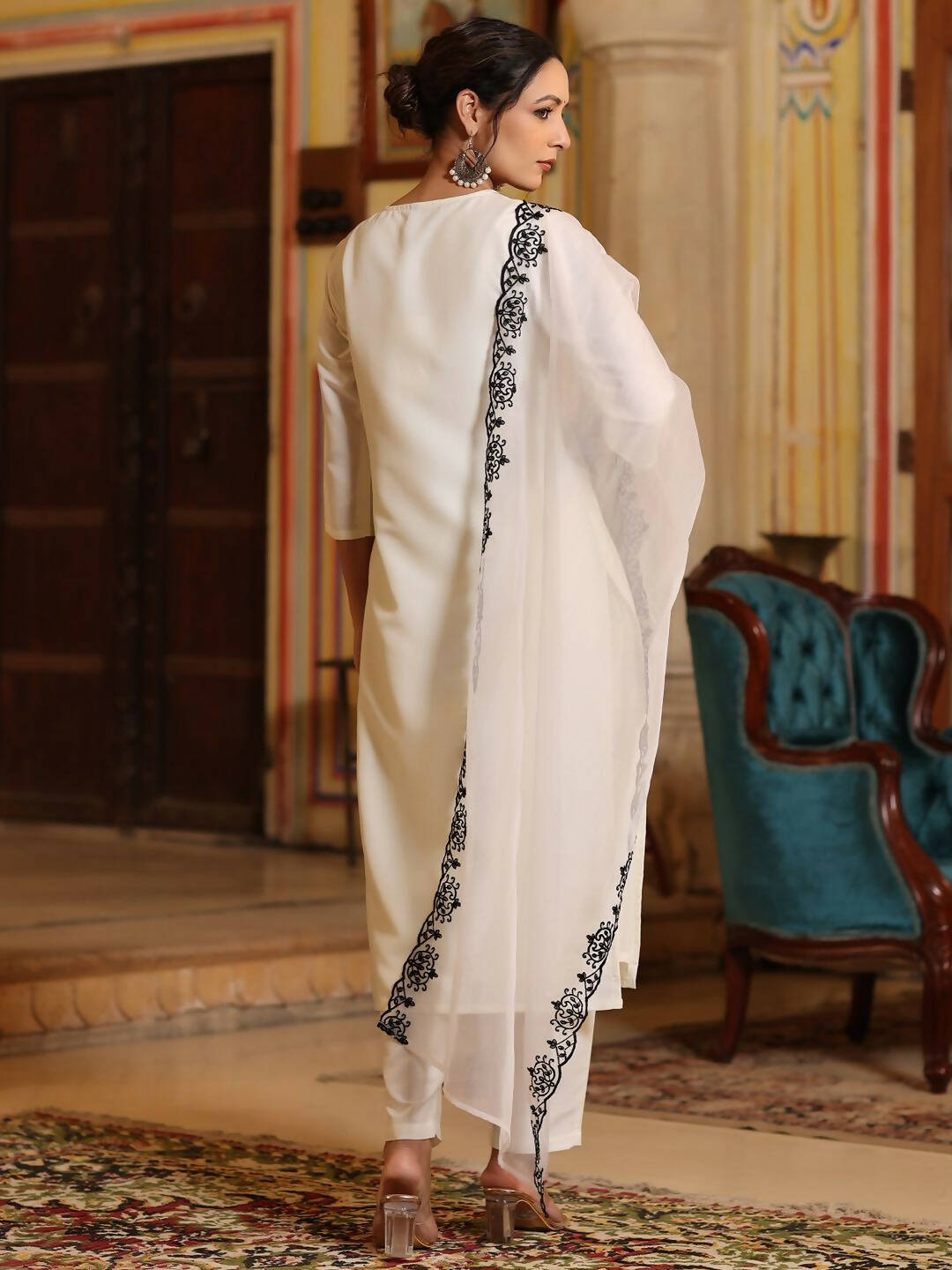 Juniper Women's White Chinnon Solid Embroidered Kurta Set - Distacart