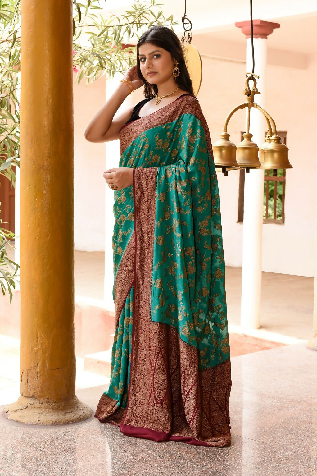 Joban Fashion Teal Green Crepe Chiffon Pure Handloom Banarasi Silk Saree