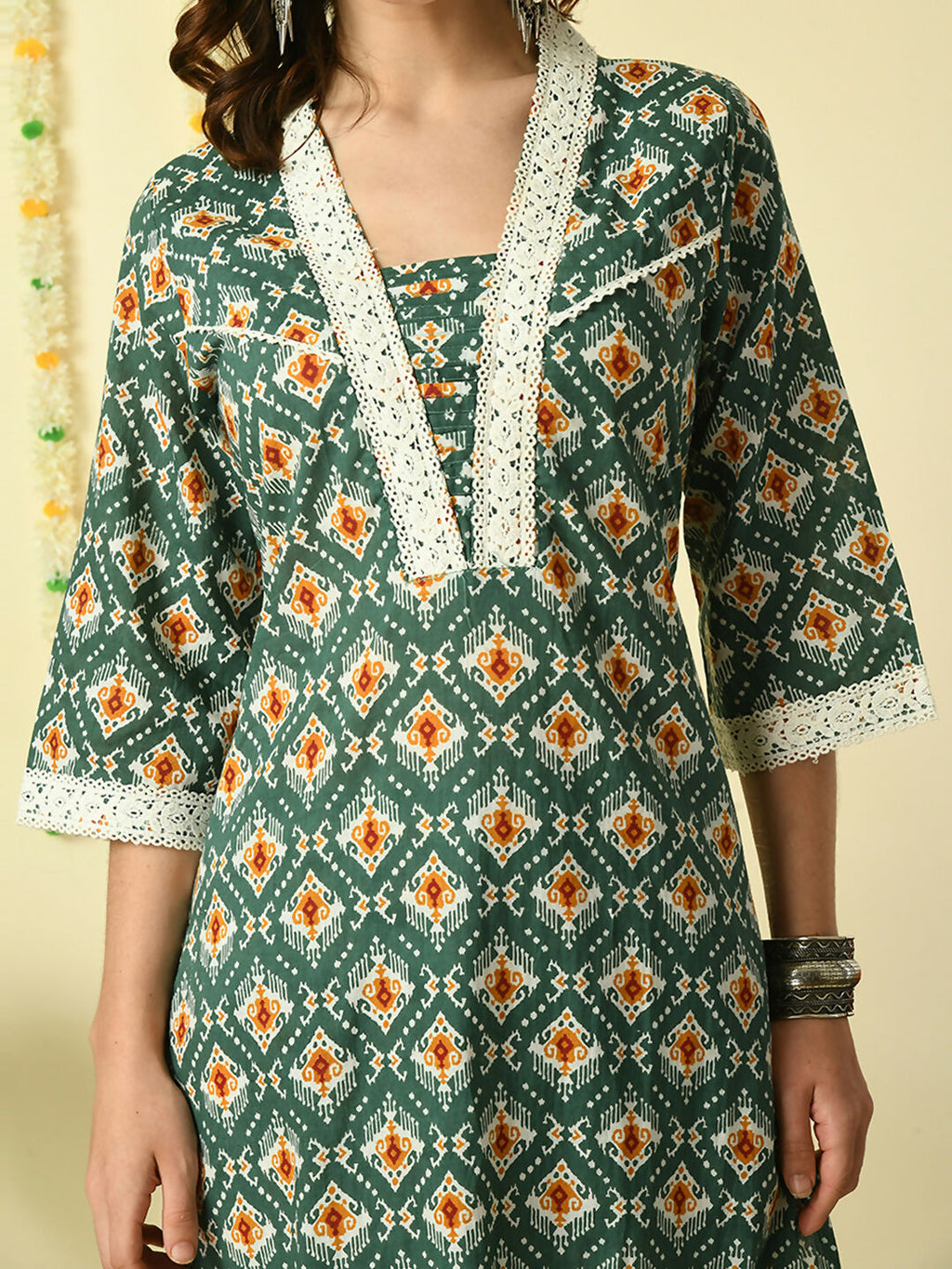 Myshka Women's Green Pure Cotton Kurta & Trousers With Dupatta Party Sets