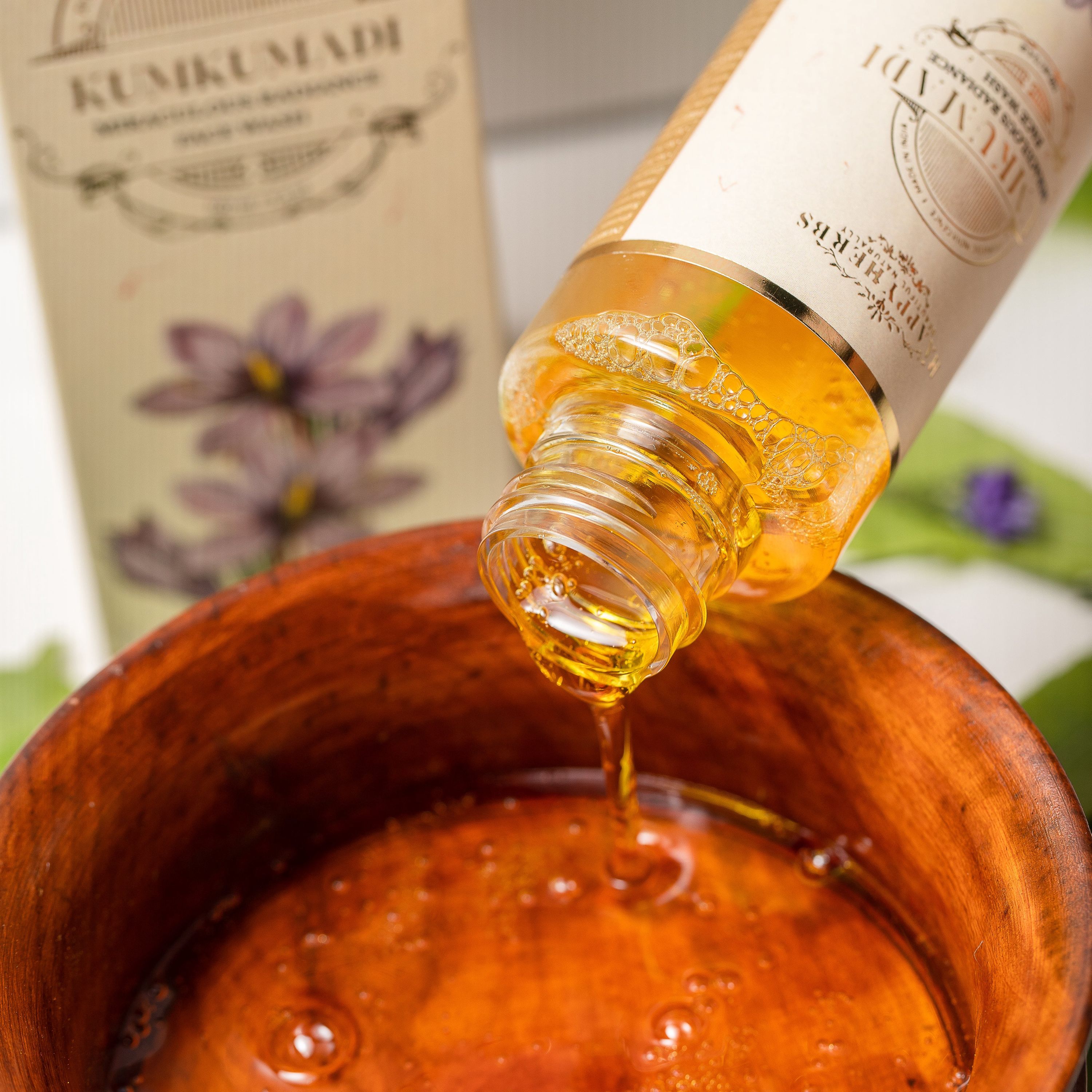 Haappyherbs Kumkumadi Miraculous Radiance Face Wash - Distacart
