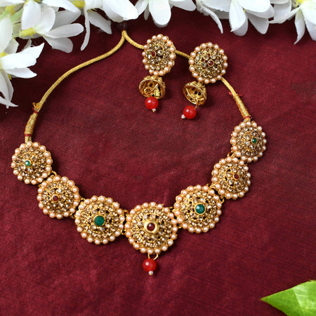 Mominos Fashion Johar Kamal Gold-Polished Brass Finish Kundan Choker For Women (Golden)