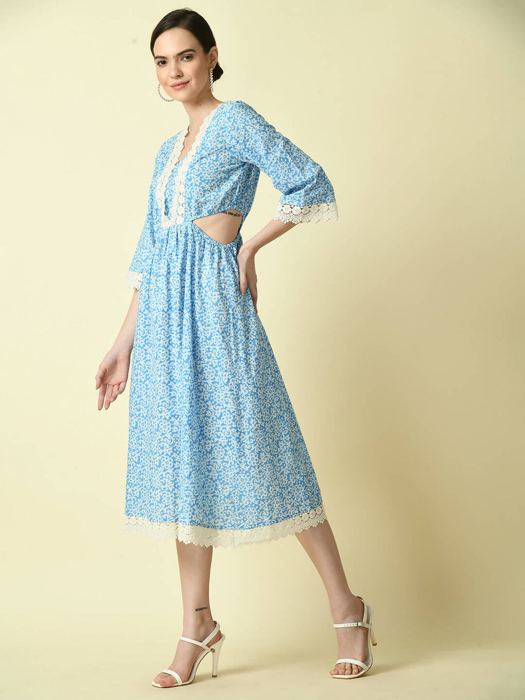 Myshka Women's Blue Floral Printed Fit and Flare Dress - Distacart