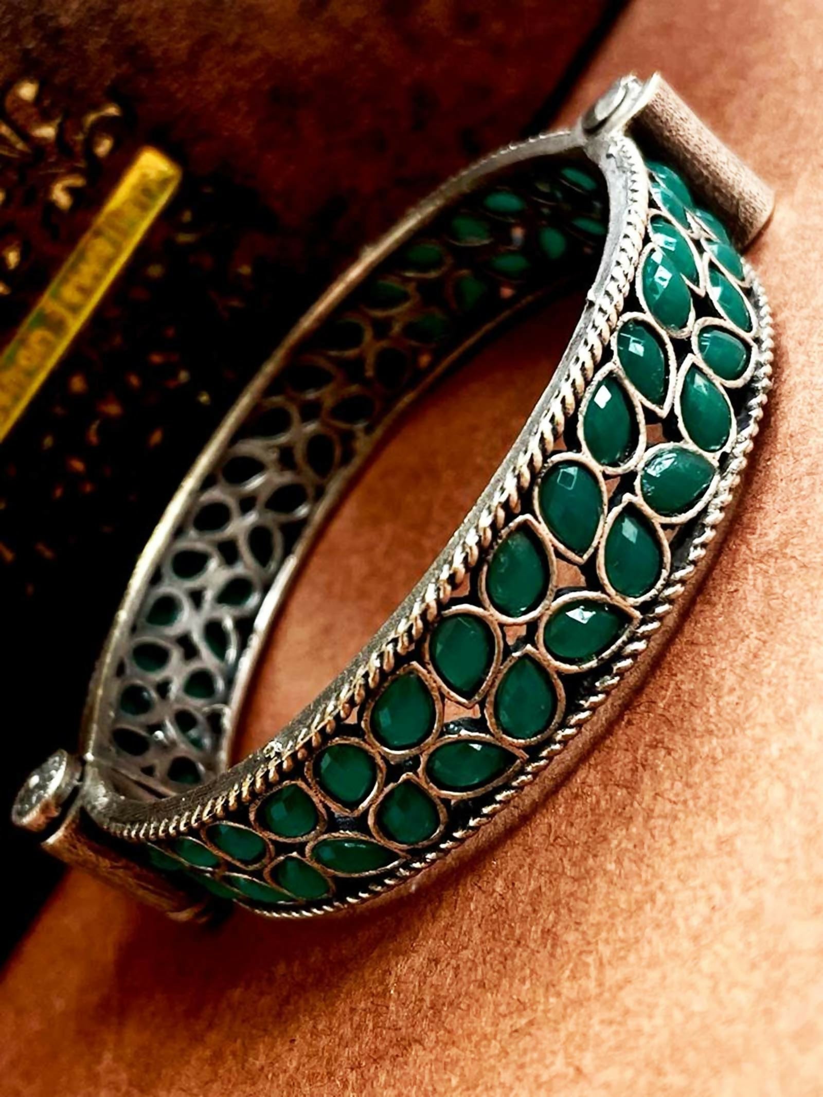 Joban Fashion Green Brass Oxidized Ethnic Openable Kada - Distacart