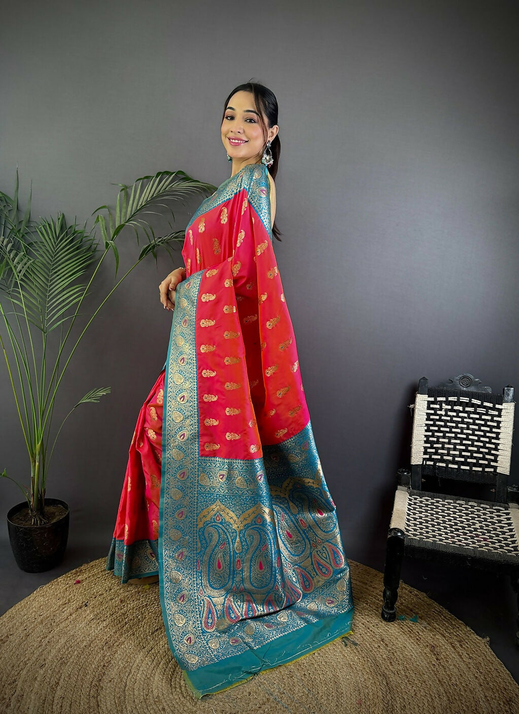 Joban Fashion Banarasi Pink Woven Butti Soft Silk Saree - Distacart