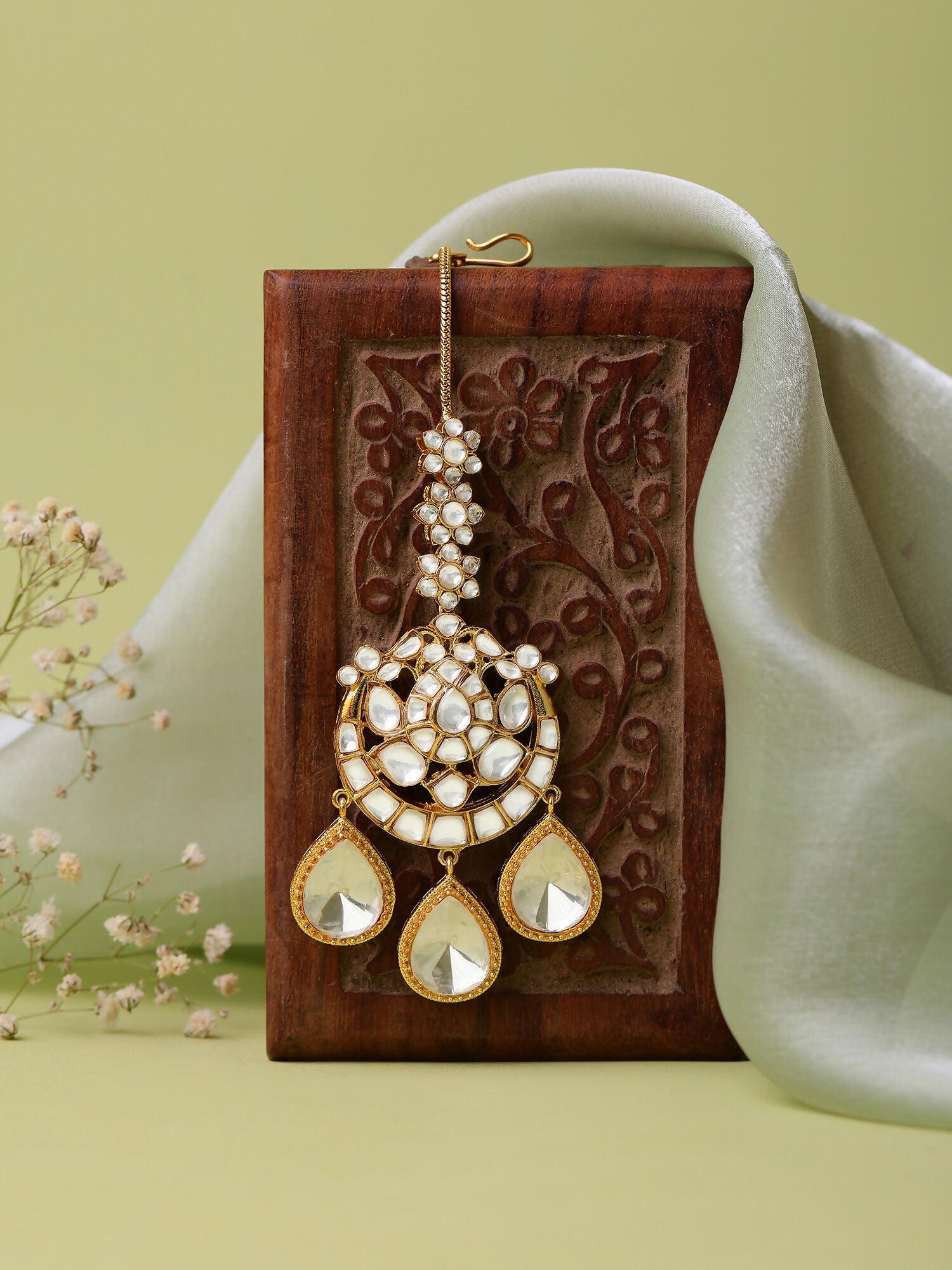 Ruby Raang 22k Gold Polished Kundan Maang Tikka - Distacart