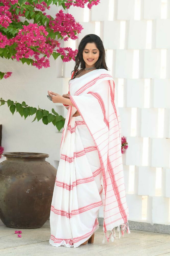 Beatitude White Cotton Handloom Saree