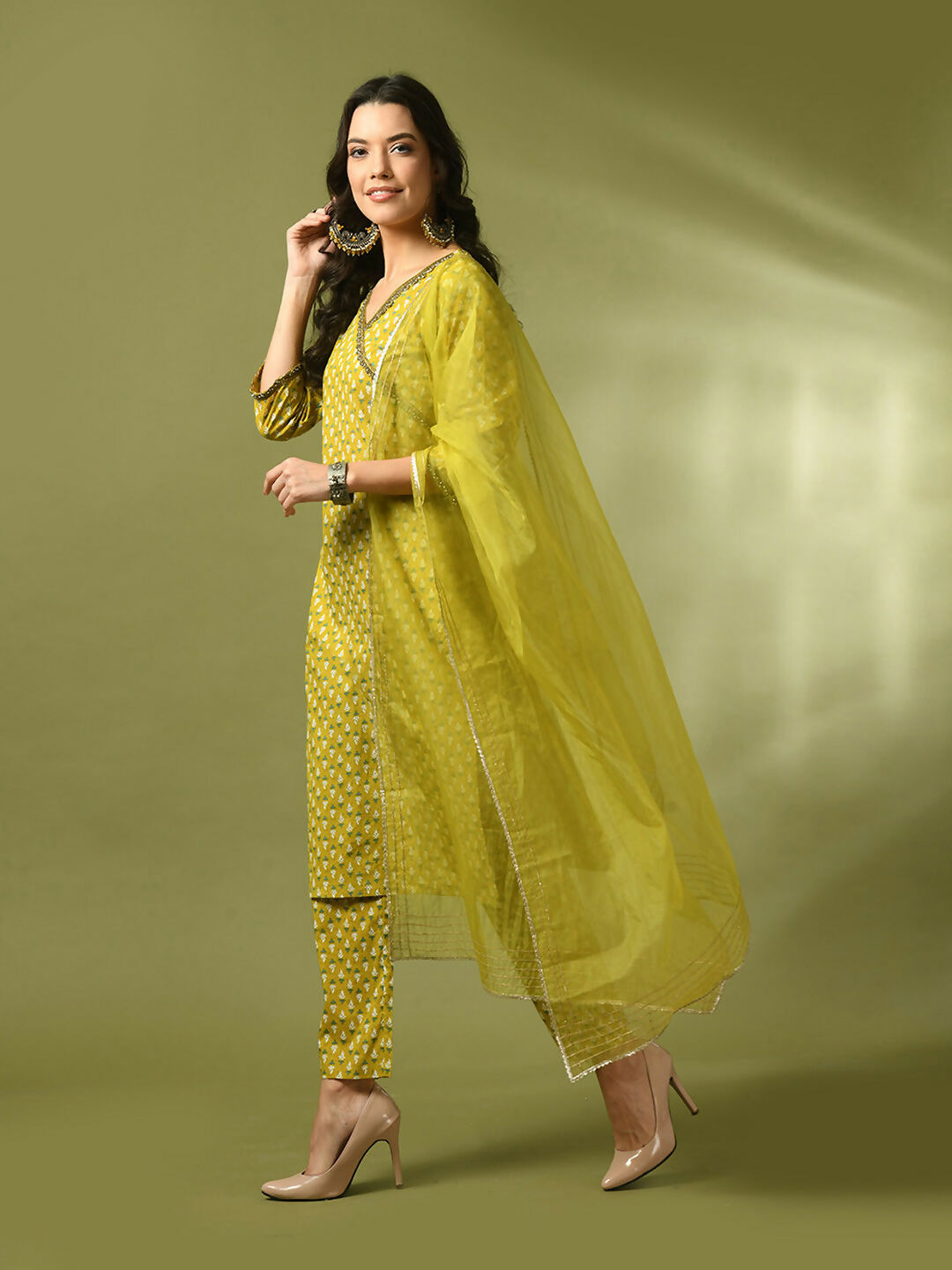 Myshka Women's Yellow Printed Cotton Straight Party Kurta Set With Dupatta